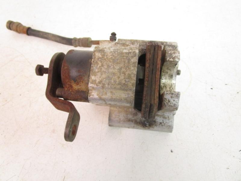 96 Polaris Xpress Xplorer 300 400 Rear Brake Caliper 5131272 1996
